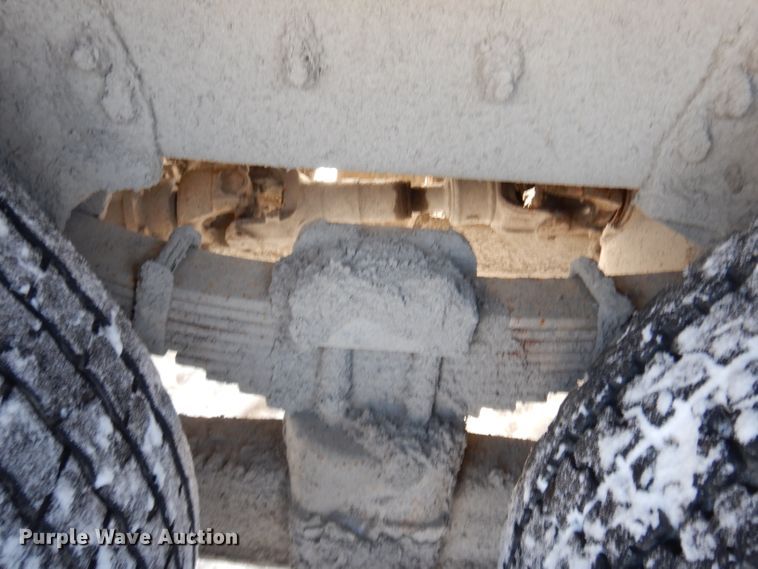 image for item DE4199 2006 Sterling L-Line dump truck