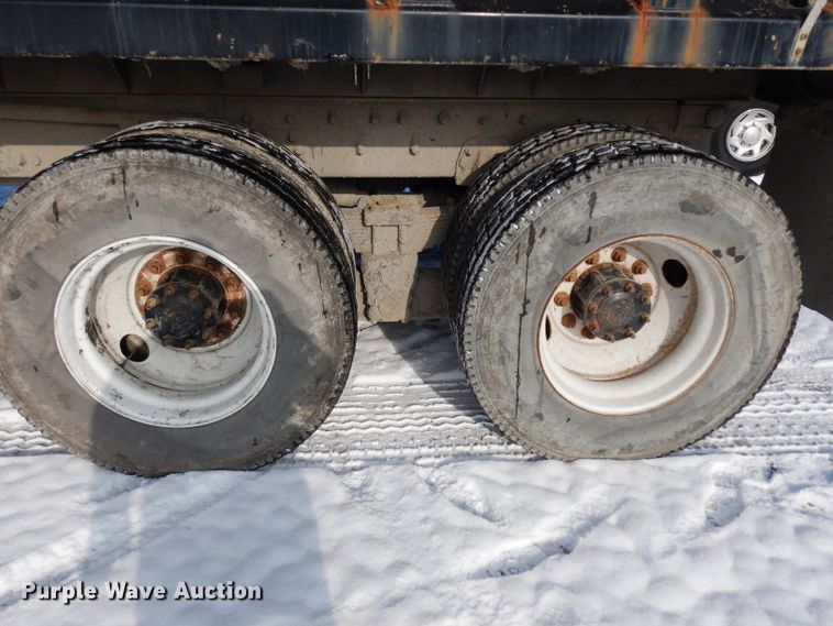 image for item DE4199 2006 Sterling L-Line dump truck