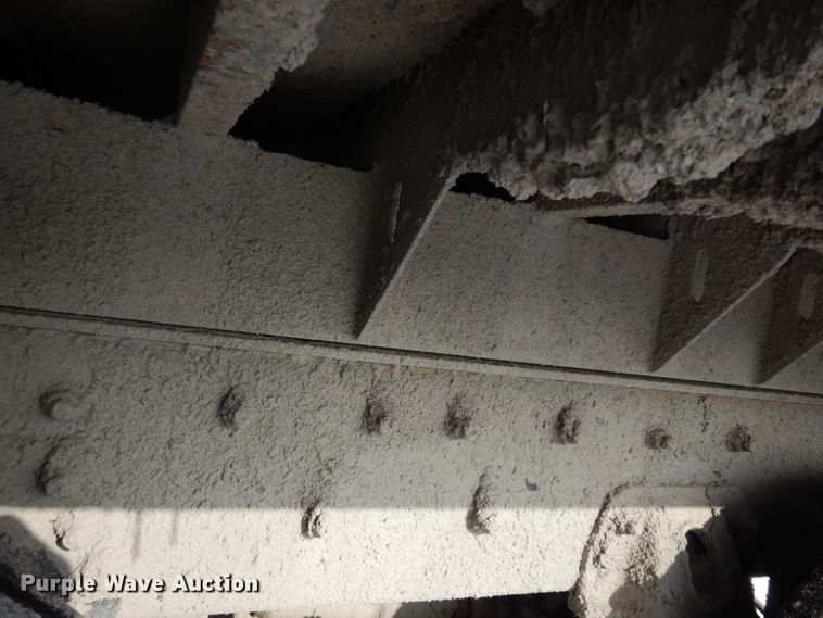 image for item DE4199 2006 Sterling L-Line dump truck