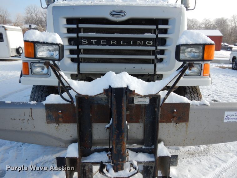image for item DE4199 2006 Sterling L-Line dump truck