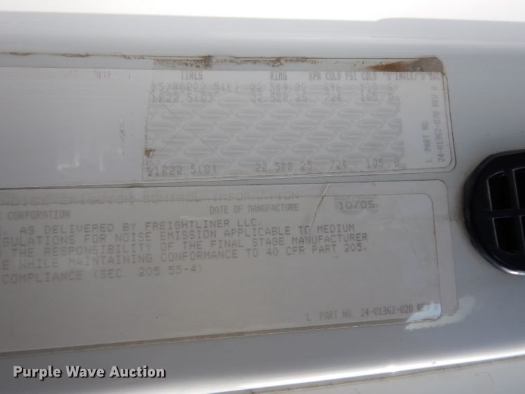 image for item DE4199 2006 Sterling L-Line dump truck