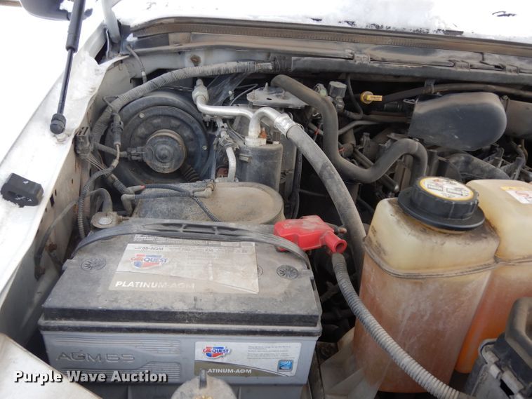 image for item DE4200 2003 Ford F250 Super Duty XL pickup truck