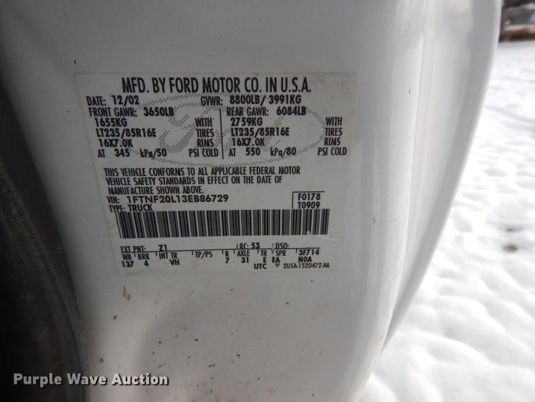 image for item DE4200 2003 Ford F250 Super Duty XL pickup truck