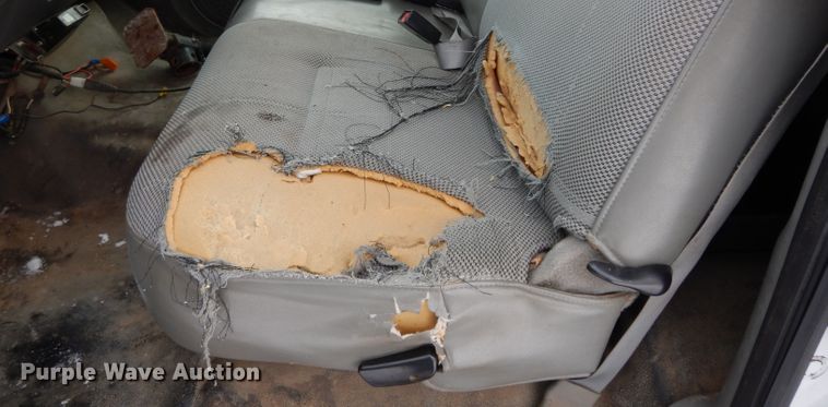 image for item DE4201 2005 Ford F250 Super Duty XL pickup truck