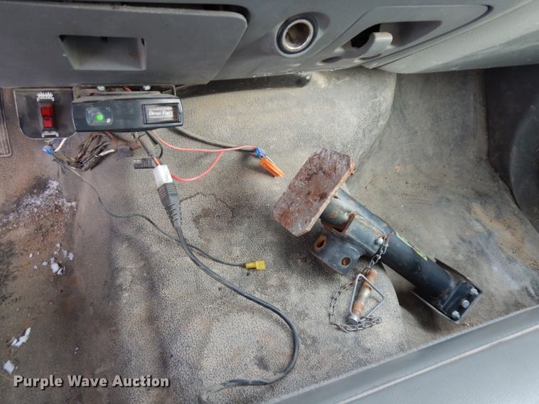 image for item DE4201 2005 Ford F250 Super Duty XL pickup truck