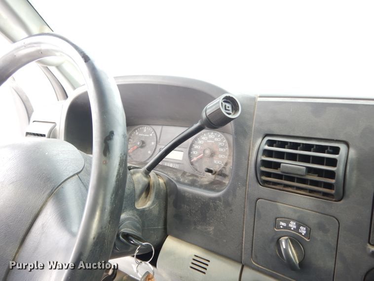 image for item DE4201 2005 Ford F250 Super Duty XL pickup truck