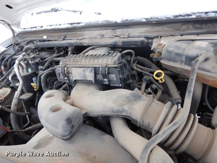 image for item DE4201 2005 Ford F250 Super Duty XL pickup truck