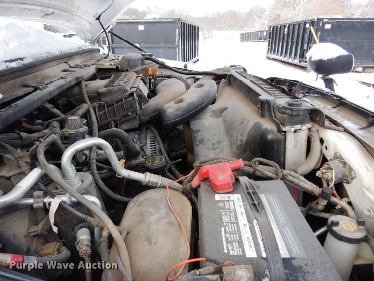 image for item DE4201 2005 Ford F250 Super Duty XL pickup truck