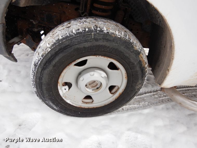 image for item DE4201 2005 Ford F250 Super Duty XL pickup truck