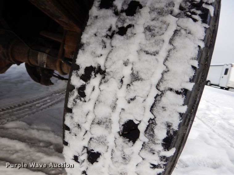 image for item DE4201 2005 Ford F250 Super Duty XL pickup truck