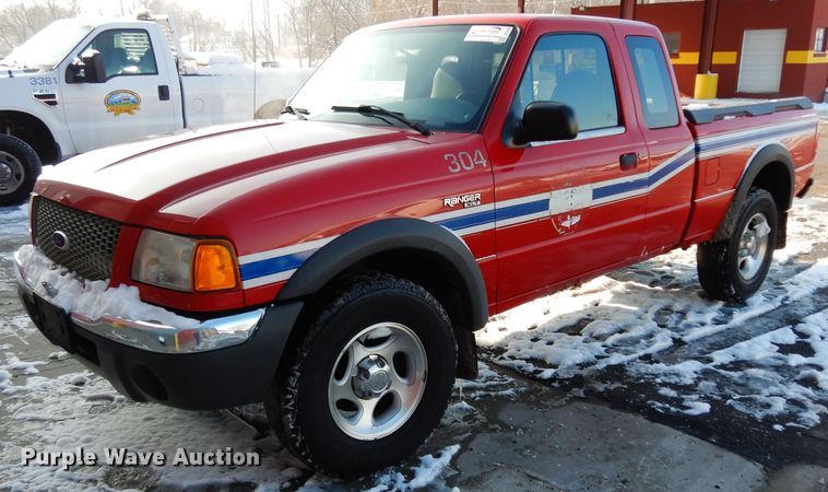 image for item DE4206 2001 Ford Ranger XLT SuperCab pickup truck