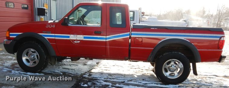 image for item DE4206 2001 Ford Ranger XLT SuperCab pickup truck