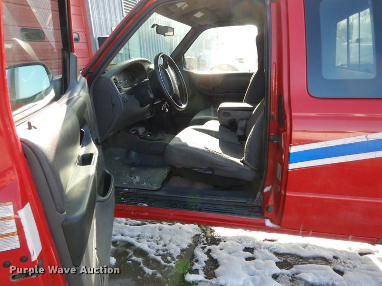 image for item DE4206 2001 Ford Ranger XLT SuperCab pickup truck