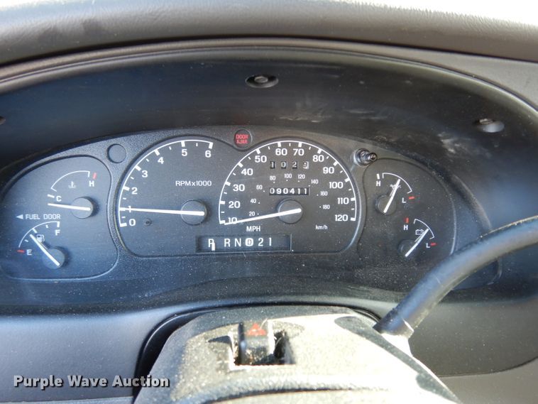 image for item DE4206 2001 Ford Ranger XLT SuperCab pickup truck