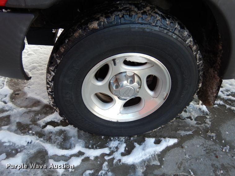 image for item DE4206 2001 Ford Ranger XLT SuperCab pickup truck