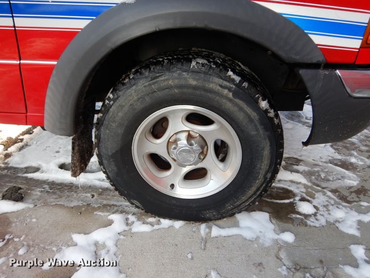 image for item DE4206 2001 Ford Ranger XLT SuperCab pickup truck