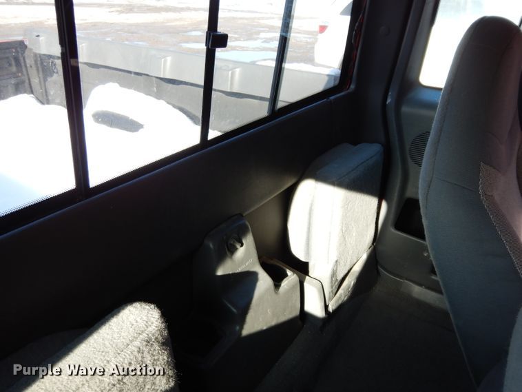 image for item DE4206 2001 Ford Ranger XLT SuperCab pickup truck