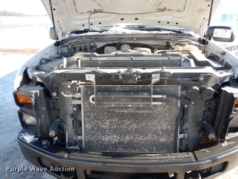 image for item DE4211 2008 Ford F250 Super Duty XL pickup truck