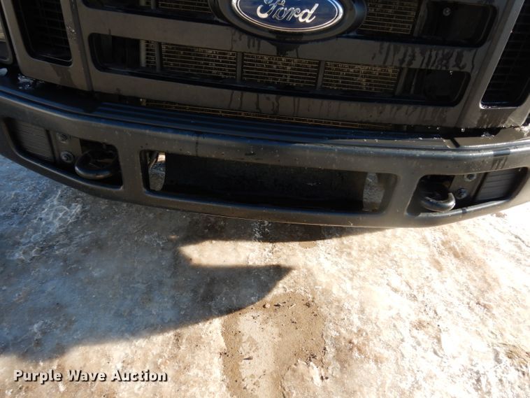 image for item DE4211 2008 Ford F250 Super Duty XL pickup truck