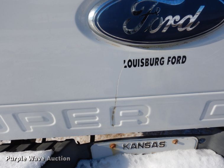 image for item DE4211 2008 Ford F250 Super Duty XL pickup truck