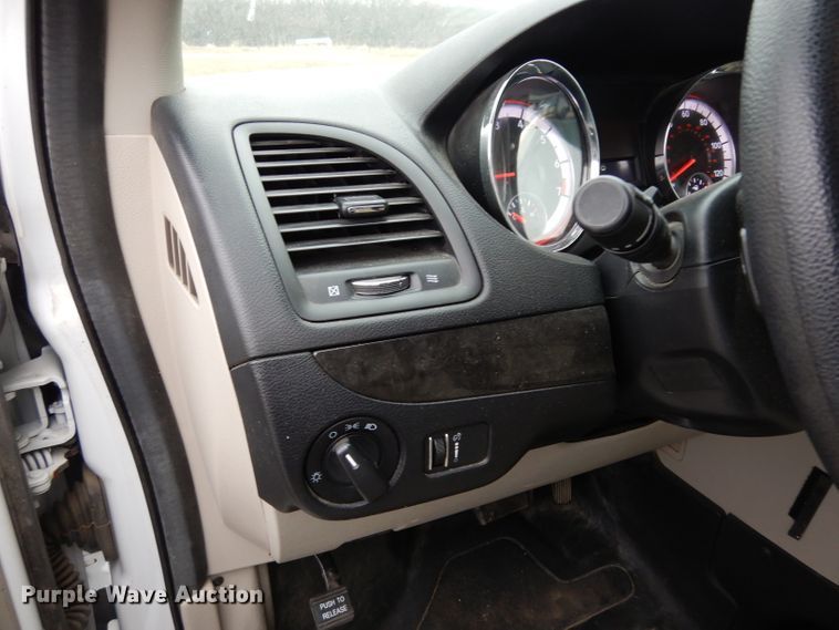 image for item DE4218 2016 Dodge Grand Caravan handicap accessible van