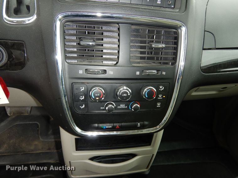 image for item DE4218 2016 Dodge Grand Caravan handicap accessible van