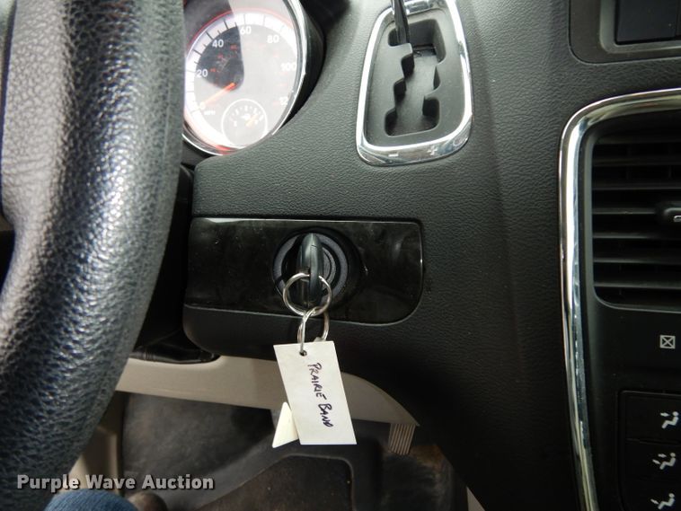 image for item DE4218 2016 Dodge Grand Caravan handicap accessible van