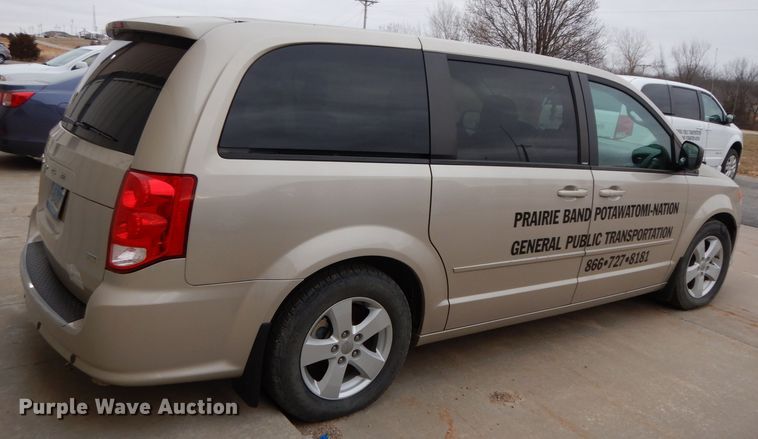 image for item DE4219 2013 Dodge Grand Caravan van