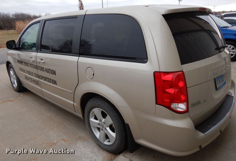 image for item DE4219 2013 Dodge Grand Caravan van