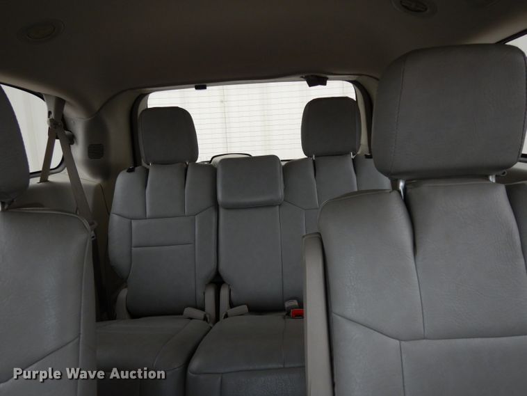 image for item DE4219 2013 Dodge Grand Caravan van