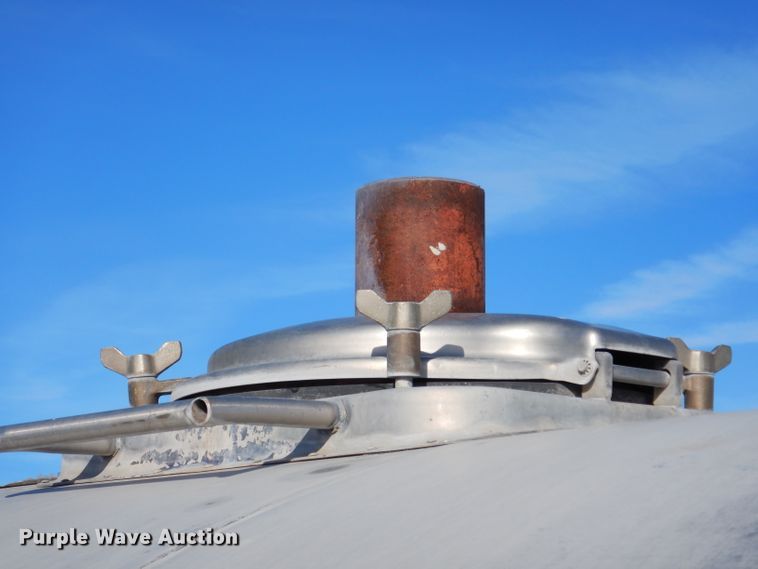 image for item DE4236 Stainless steel tank bed