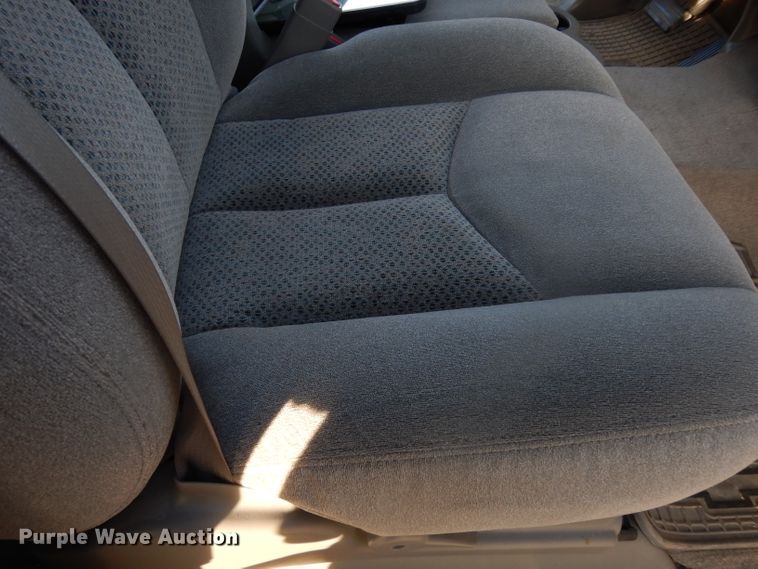 image for item DE4237 2005 Chevrolet Tahoe SUV