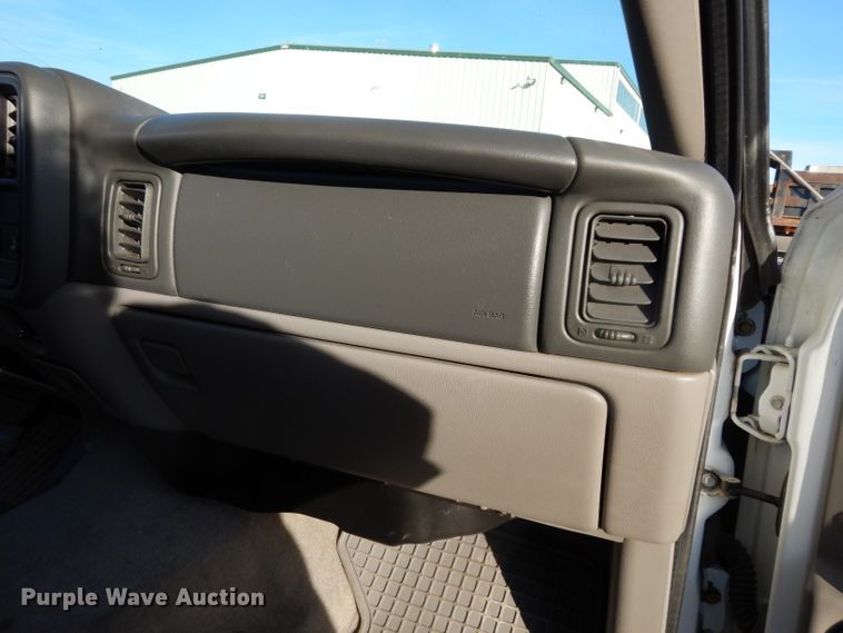 image for item DE4237 2005 Chevrolet Tahoe SUV