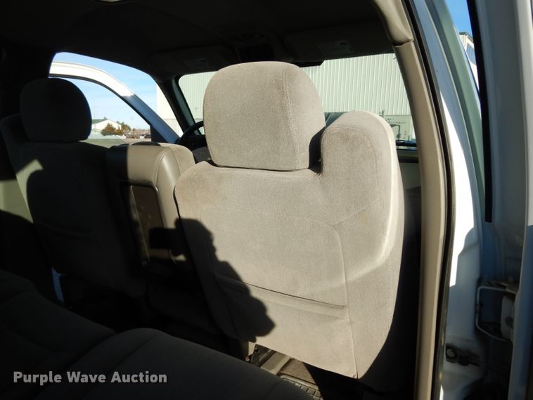 image for item DE4237 2005 Chevrolet Tahoe SUV