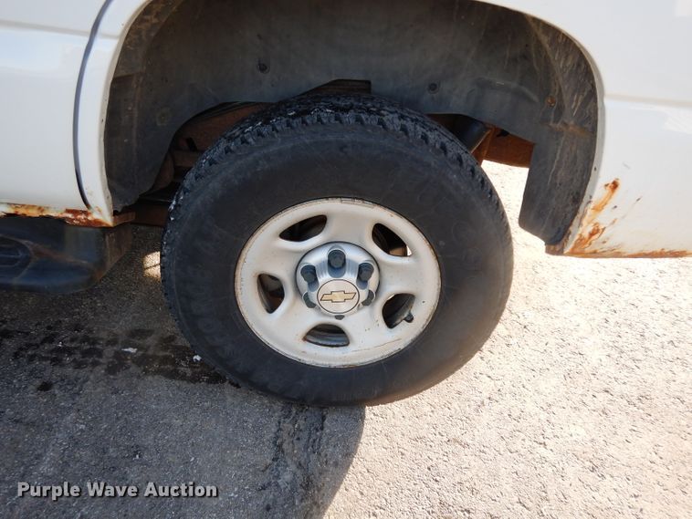 image for item DE4237 2005 Chevrolet Tahoe SUV