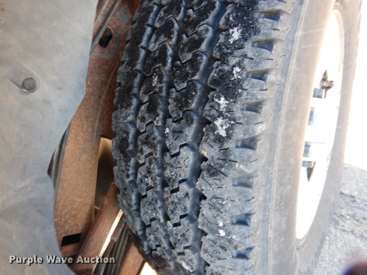 image for item DE4237 2005 Chevrolet Tahoe SUV