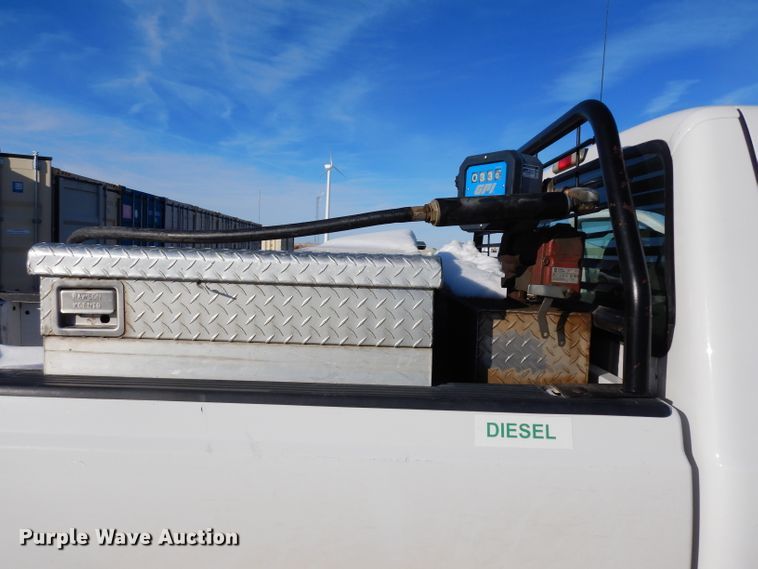 image for item DE4238 2006 Ford F250 Super Duty XL pickup truck