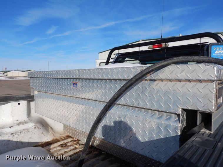 image for item DE4238 2006 Ford F250 Super Duty XL pickup truck