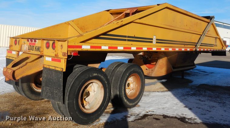 image for item DE4239 1983 Load King 1827XSTD bottom dump trailer