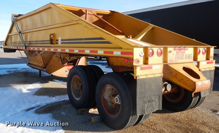 image for item DE4239 1983 Load King 1827XSTD bottom dump trailer
