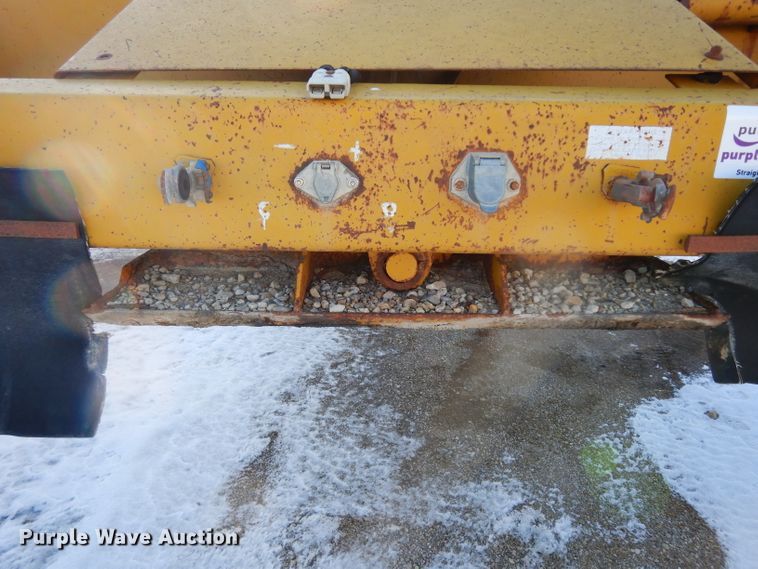 image for item DE4239 1983 Load King 1827XSTD bottom dump trailer