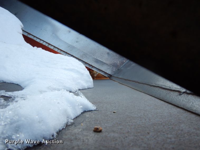 image for item DE4239 1983 Load King 1827XSTD bottom dump trailer