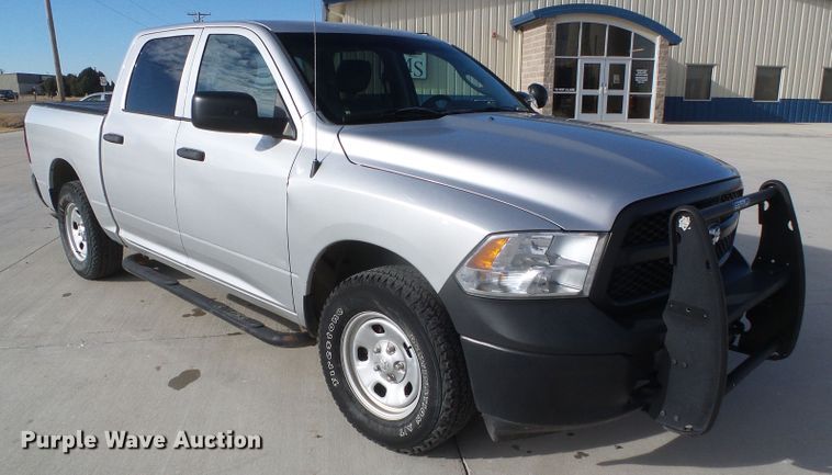 image for item DG0403 2014 Dodge Ram 1500 Crew Cab pickup truck