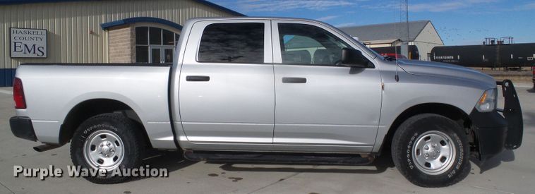 image for item DG0403 2014 Dodge Ram 1500 Crew Cab pickup truck