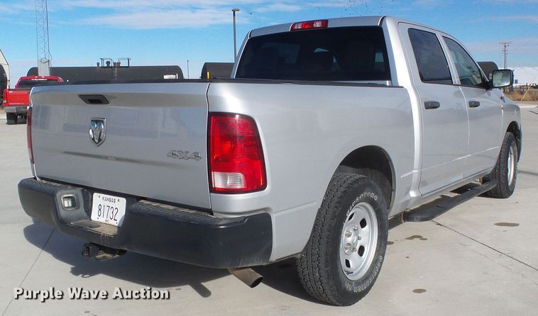 image for item DG0403 2014 Dodge Ram 1500 Crew Cab pickup truck