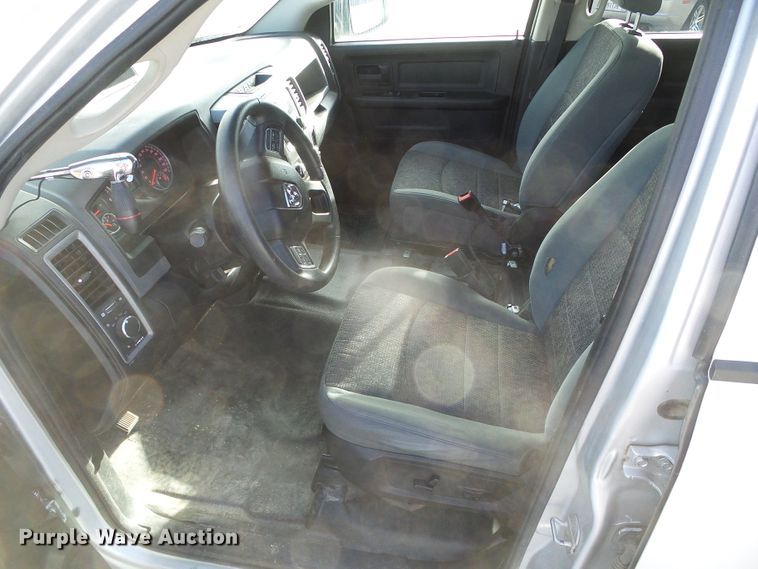 image for item DG0403 2014 Dodge Ram 1500 Crew Cab pickup truck