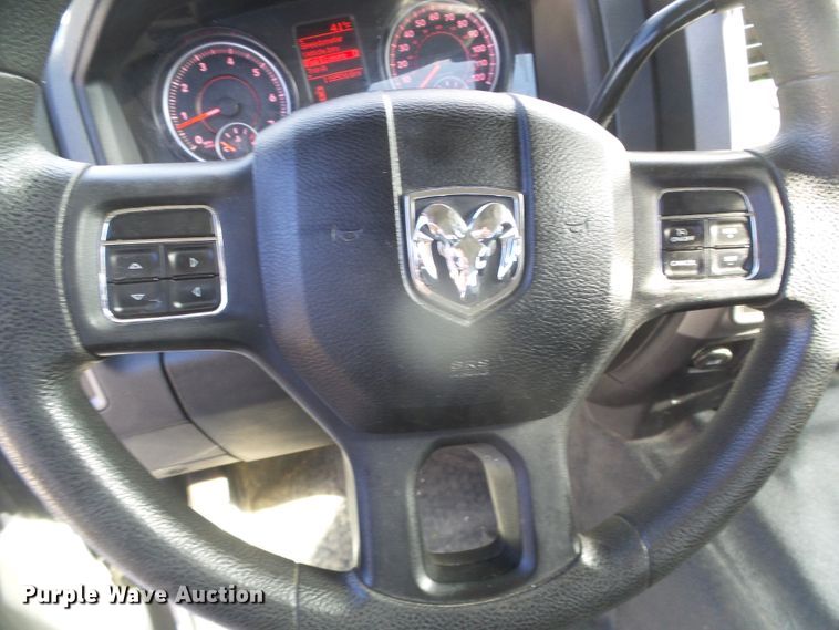 image for item DG0403 2014 Dodge Ram 1500 Crew Cab pickup truck