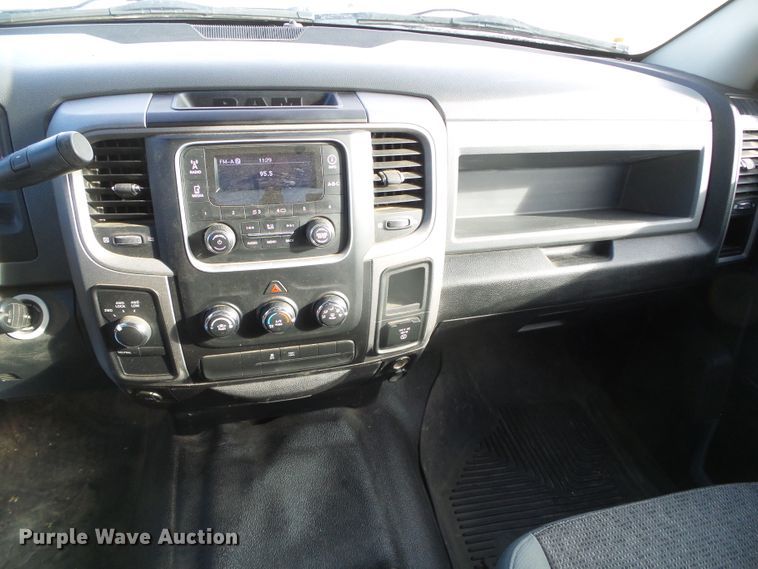 image for item DG0403 2014 Dodge Ram 1500 Crew Cab pickup truck