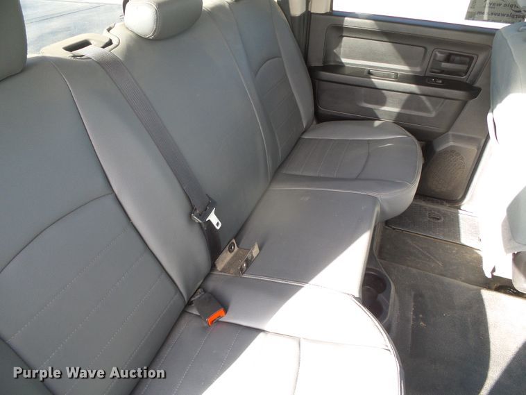 image for item DG0403 2014 Dodge Ram 1500 Crew Cab pickup truck