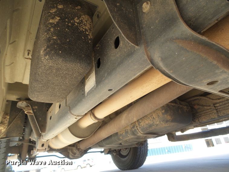 image for item DG0403 2014 Dodge Ram 1500 Crew Cab pickup truck